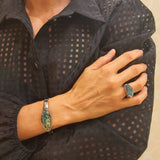 Pierścionek ze stali szlachetnej z podłużną muszlą abalone