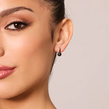 Srebrne kolczyki z czarnymi cyrkoniami na biglu