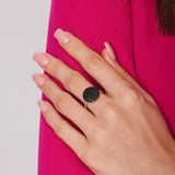 Pierścionek srebrny okrągły z czarnymi cyrkoniami