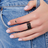 Pierścionek srebrny szeroki obrączkowy z czarnymi cyrkoniami