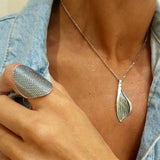 Bransoletka srebrna oksydowany liść