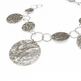 Bransoletka srebrna wiszące młotkowane blaszki